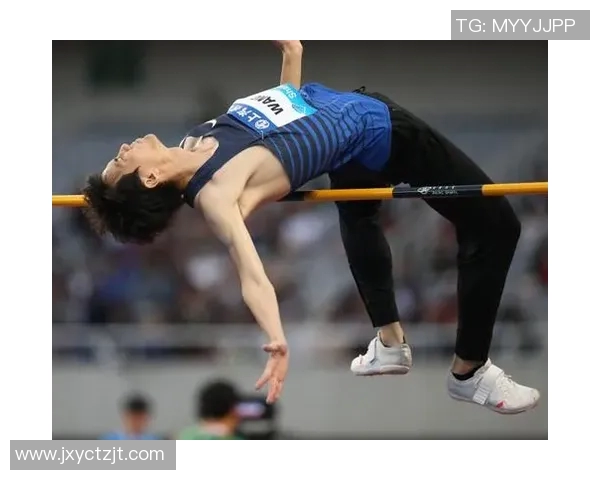 上海羽毛球队在钻石联赛中的战术表现分析与点评